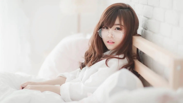 12张PPT看懂中国虚拟数字人产业现状：应用不止于虚拟偶像，2030年市场达2700亿｜量子位智库（附下载）